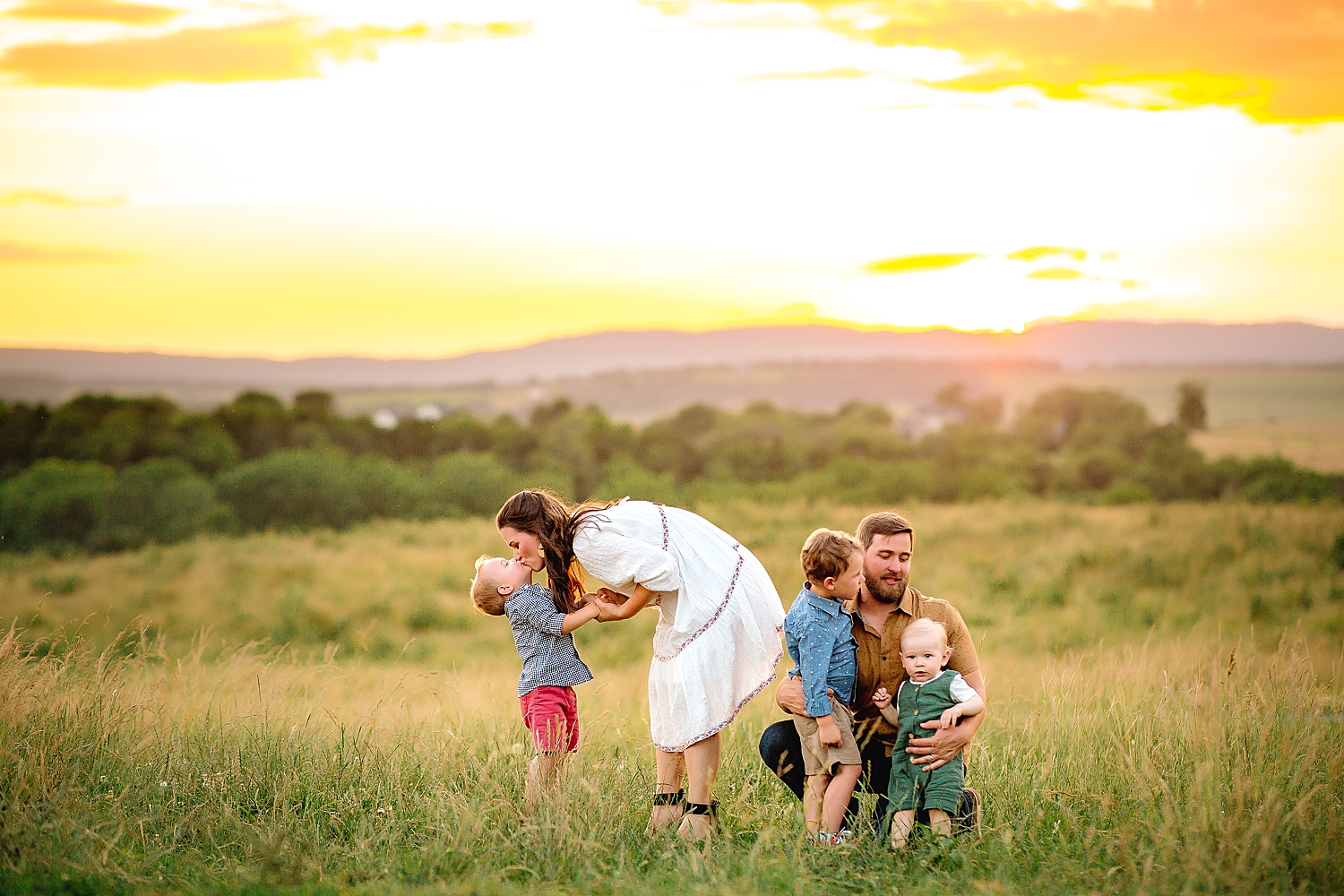 Family in a field Harrisonburg photography